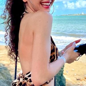 Plunge Crop Halter Top